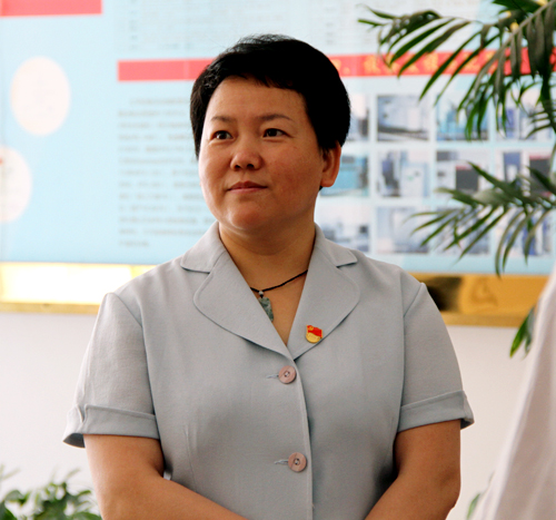 巾帼有继续，，，，，，，，英姿半边天——赏金船长矿业“她视界”